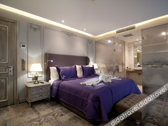 Others 3, Tk Taxim Hotel, Beşiktaş