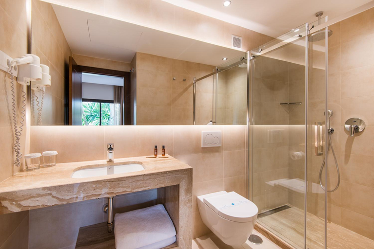 Bathroom 3, Hotel Tarik, Málaga
