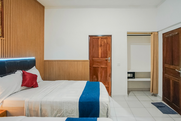 Bedroom 24