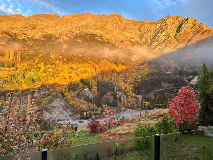 Others 5, Garden Of Eden, Queenstown-Lakes