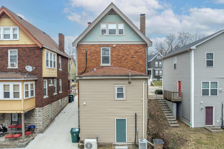 Exterior & Views 2, Queen City Homestead For 6!, Cincinnati
