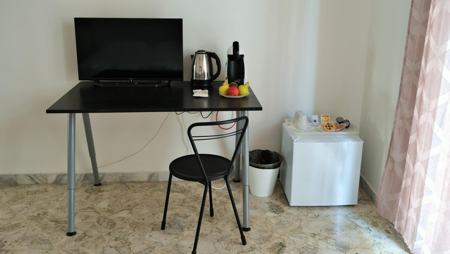 Others 5, KAMILA Guest House, Bari