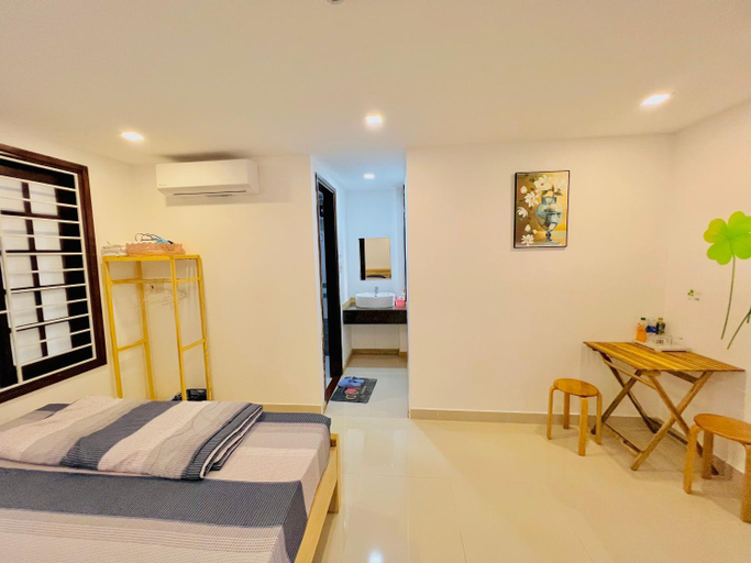 Bedroom 18