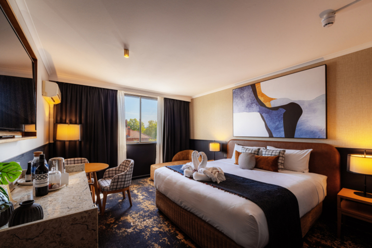 Bedroom 2, Mercure Albury, Albury