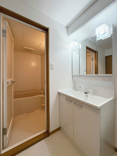 Bathroom 3, Grandeur by b hotel, Hiroshima