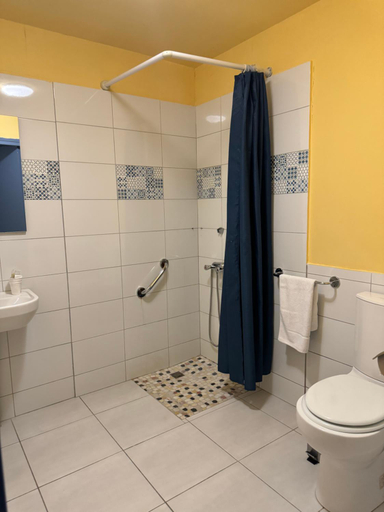 Bathroom 3, La Cascade, Aveyron