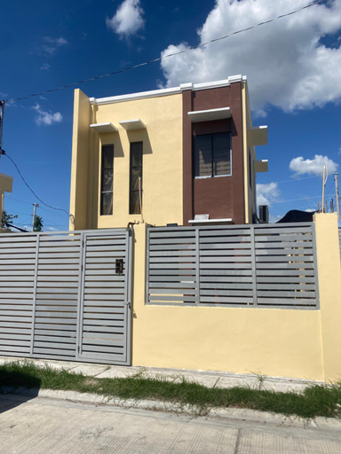 Beatus Guest House at Palmwood Residence Block 9 Lot 7, General Santos City