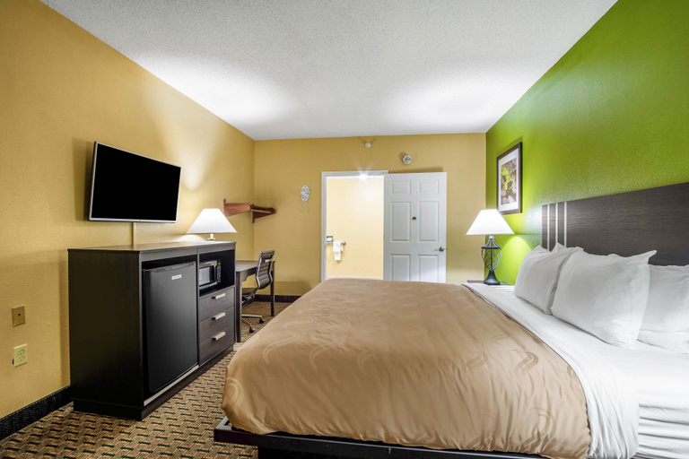 Bedroom 3, Quality Inn West Columbia - Cayce, Lexington