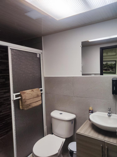 Bathroom 5, Hospedaje Entre Lineas, Salento
