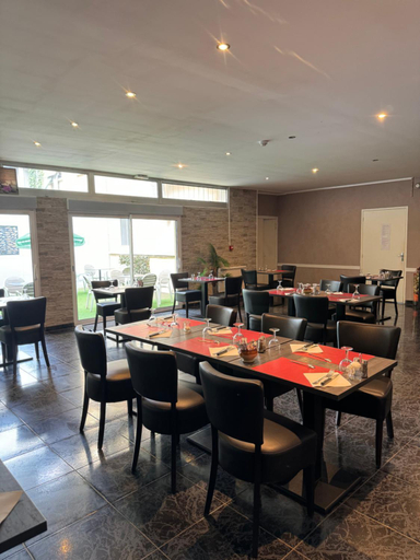 Food & Drinks 4, La Cascade, Aveyron