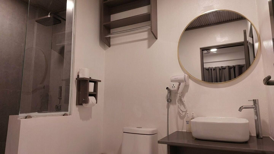 Bathroom 4, Nirili Villa, Kaafu Atoll