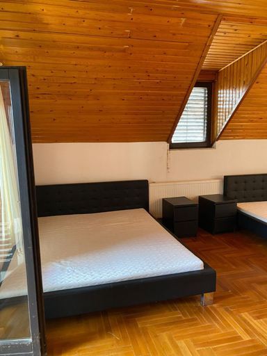 4, Luxury 3 BR Vila in a forest 10min drive from city center, Budapesti