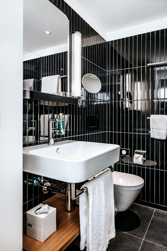 Bathroom 5