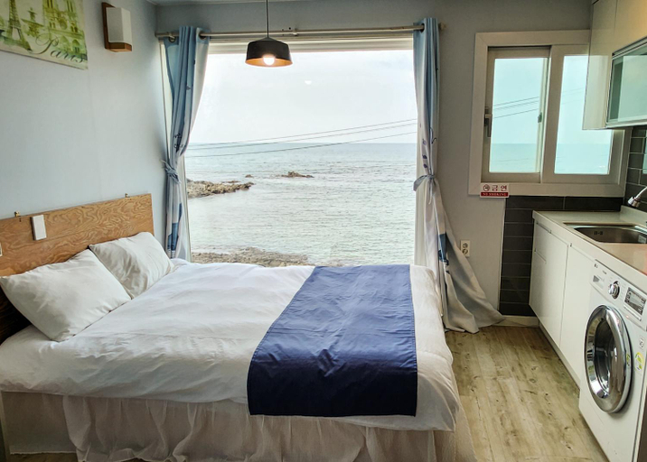 Bedroom 3, Sometimes Jeju, Jeju