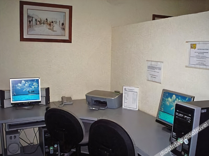 Others 5, Hotel Ritz, Matamoros