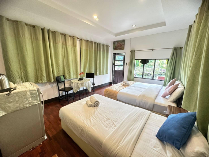 Bedroom 13
