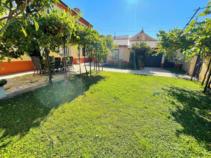Others 5, Villa Jadranka, Vinodolska