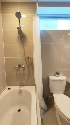 Others 3, Uptown Parksuites BGC 2 bedroom 2 bath, Taguig