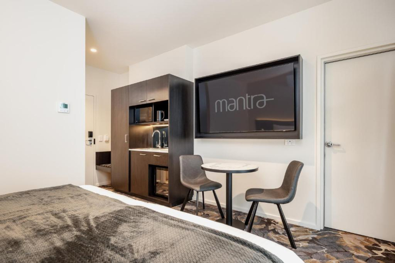 Bedroom 2, Mantra Shepparton, Shepparton