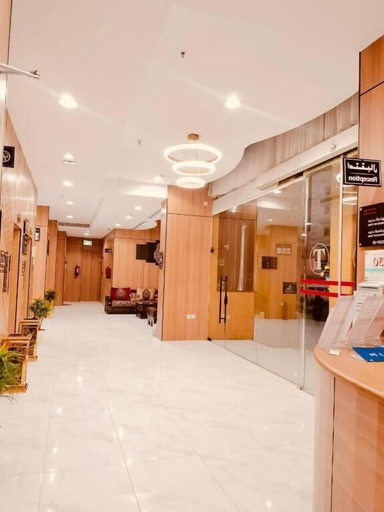 Others 5, aosccon almasi 1, Makkah