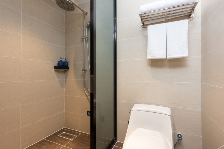 Bathroom 4, Hanting Premium Hotel Xi'an Xishaomen Airport Bus, Xi'an