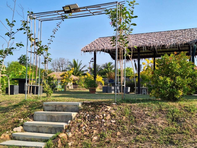 Public Area 2, Koon & Nueang Farm Stay Hua-Hin, Cha-Am