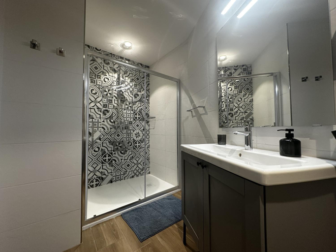 Bathroom, Qawra Holiday Apartment , Saint Paul's Bay