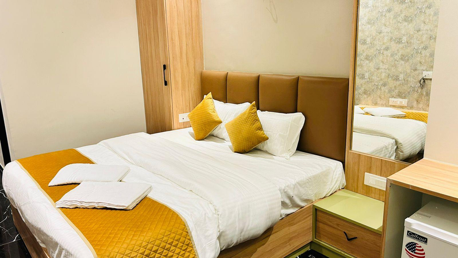 Bedroom 4, River An Sky Resort, Nashik