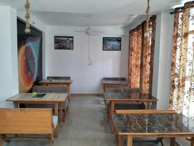 Food & Drinks 4, Aman Inn, Kangra