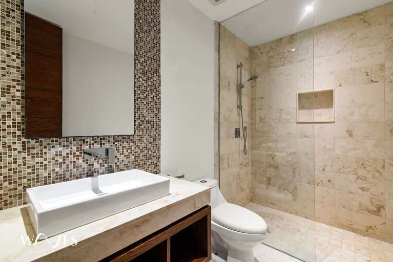 Bathroom 4, 2 Br. Luminous and Spacious Pool View Apt, Cozumel