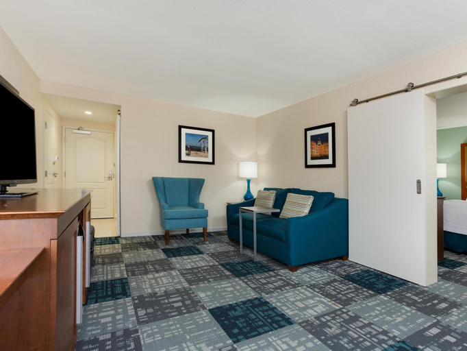 Others 5, Hampton Inn Norcross, Gwinnett