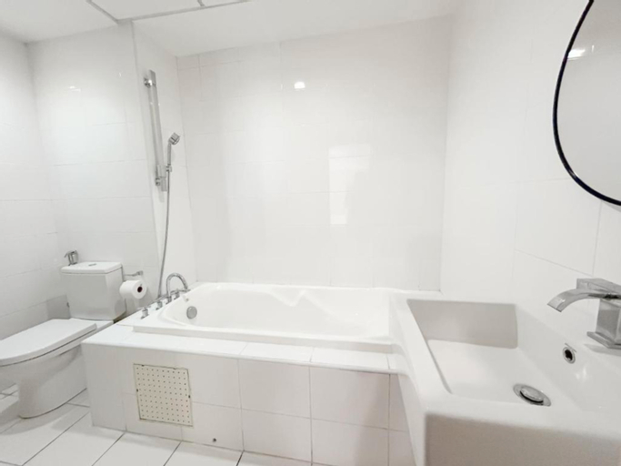 Bathroom 6