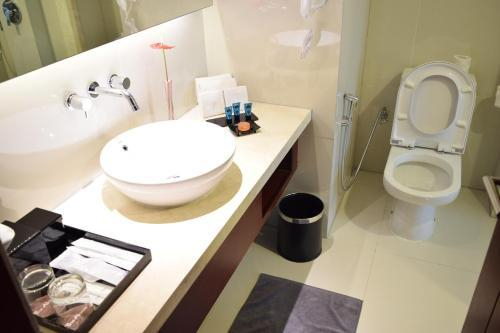 Bathroom 8