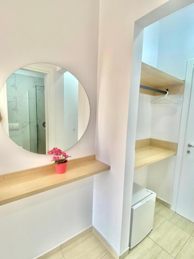Bathroom 5, Foti Rooms, Vlorës