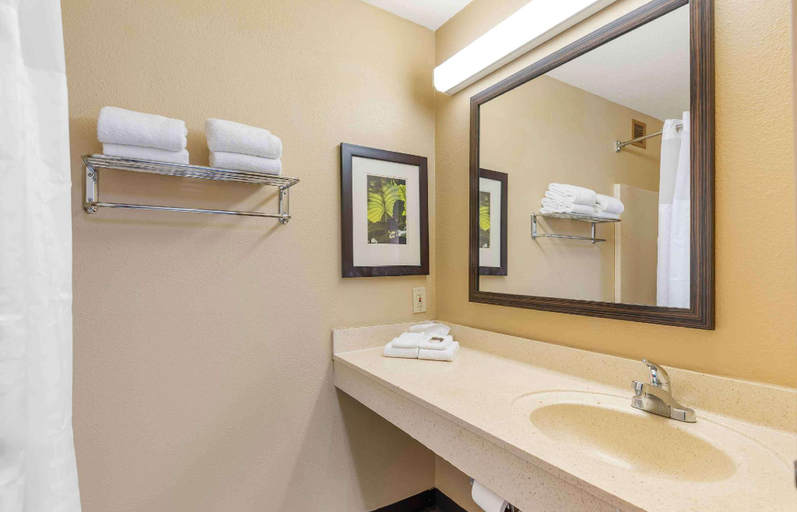 Bathroom 8