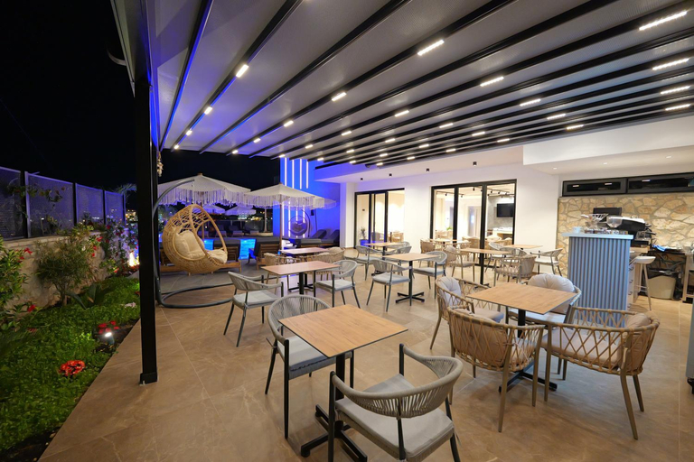 Food & Drinks 4, Ori Mare Hotel, Sarandës