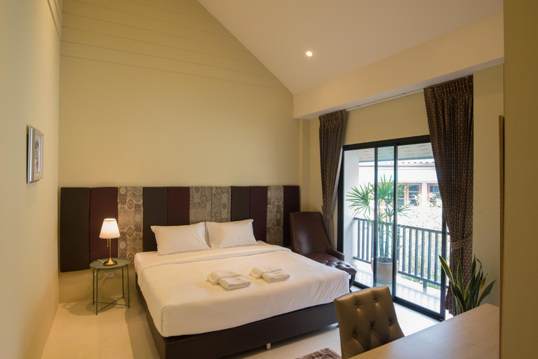 Bedroom 13