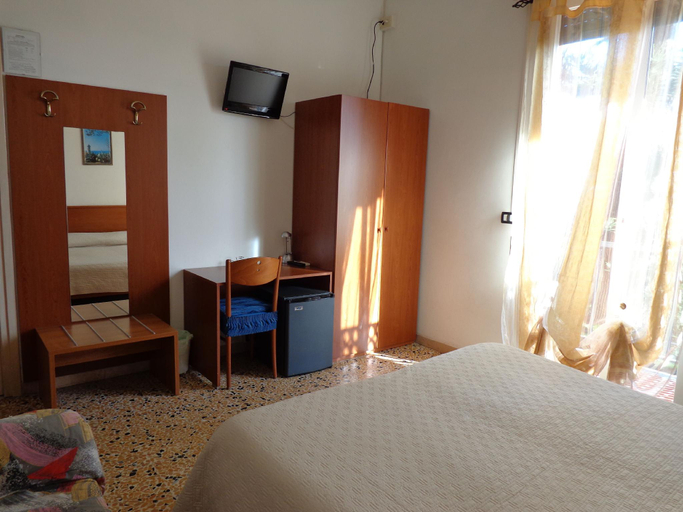 Bedroom 11