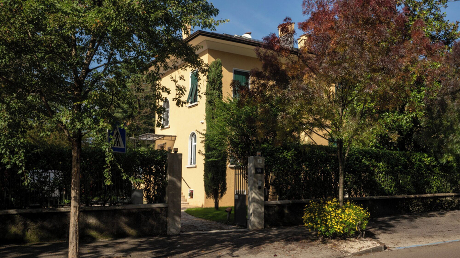 Exterior & Views 2, Villa deA, Trento