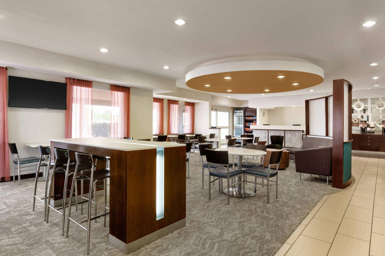 Food & Drinks 4, SpringHill Suites Phoenix North, Maricopa