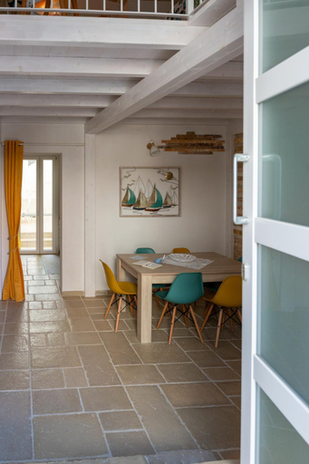Others 4, Seasons Home San Foca, Lecce