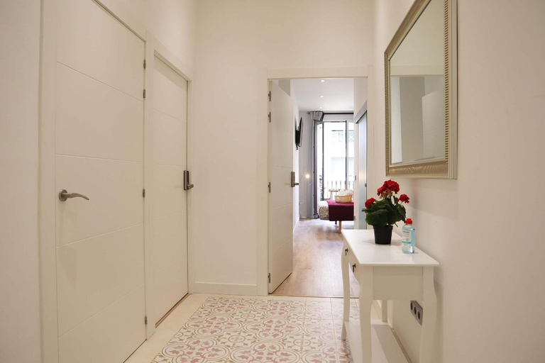 Others 4, Hostal Gracia, Barcelona