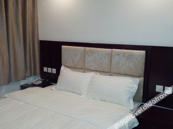 Others 3, Yulong Hotel, Chengdu