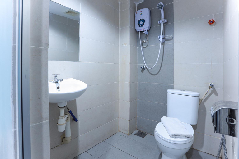 Bathroom 24