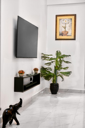 Others 4, Diamond Apartments, Arusha Urban
