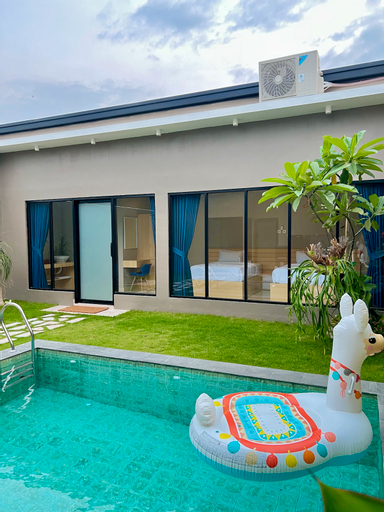 Swimming Pool 2