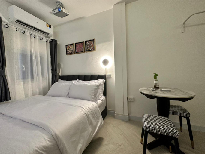 Bedroom 28