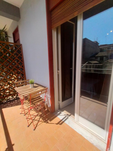 Others 5, Sicule B&B, Catania