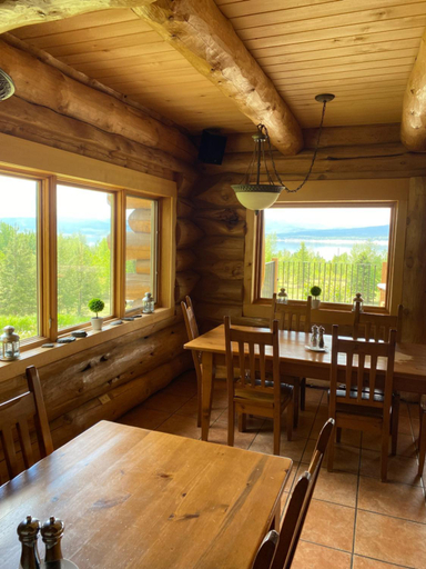 Food & Drinks 5, Williston Lake Resort, Peace River
