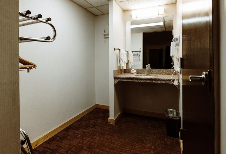 Bathroom 6